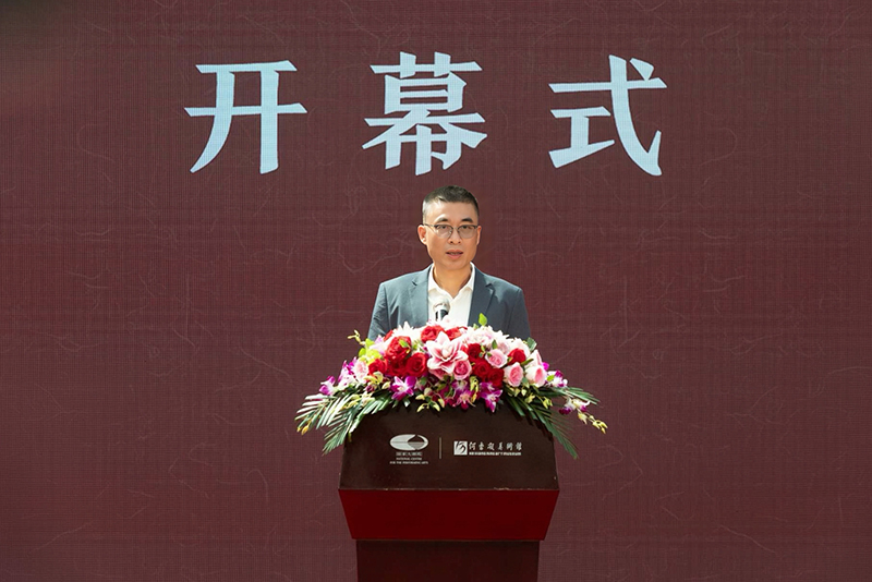 111何香凝美术馆馆长-蔡显良