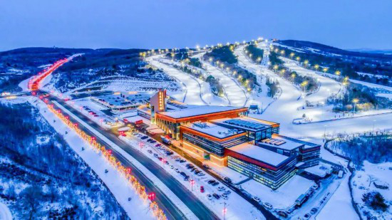 天定山滑雪场。
